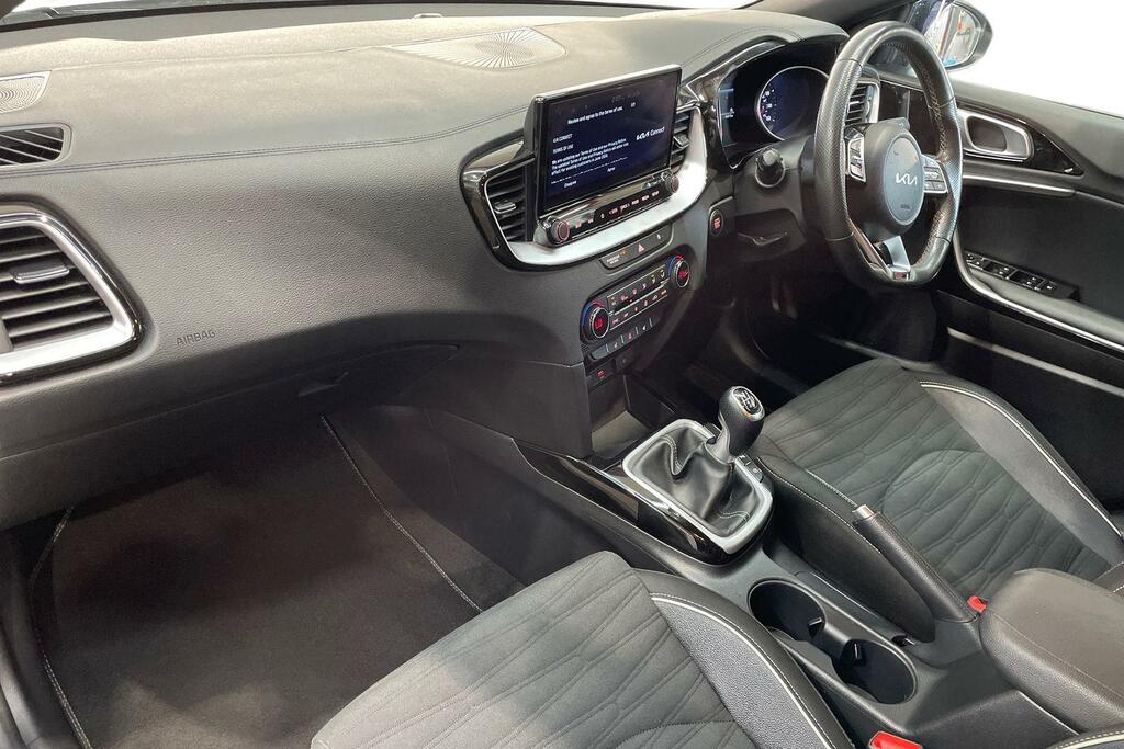 Kia Ceed 1.5T Gdi Isg Gt-line RJ22XYK White #2
