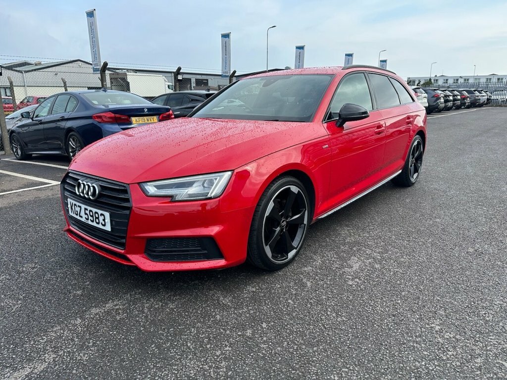 Audi A4 Avant 2L Black Edition Red #3