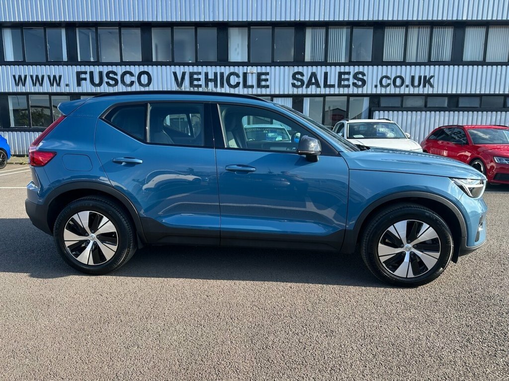 Volvo XC40 1.5L Plus Blue #2