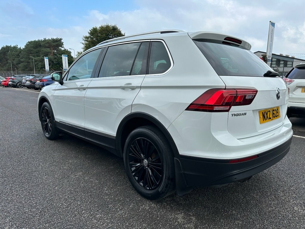 Volkswagen Tiguan 1.4L Se Navigation White #6