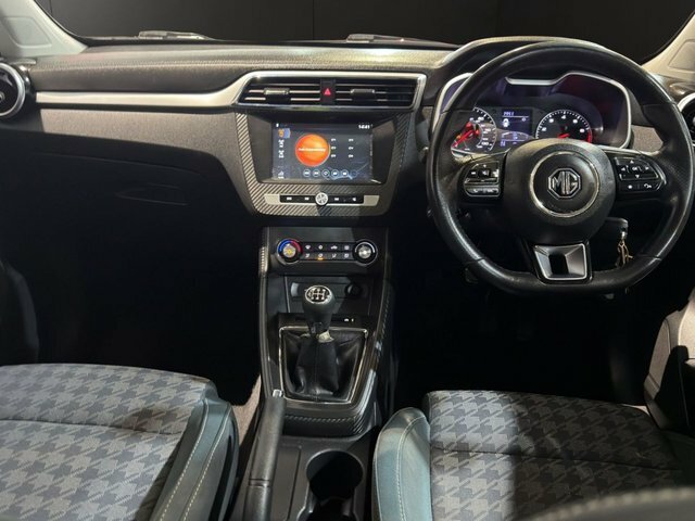 MG ZS Hatchback Blue #8
