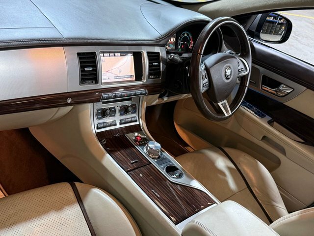 Jaguar XF Grey #36