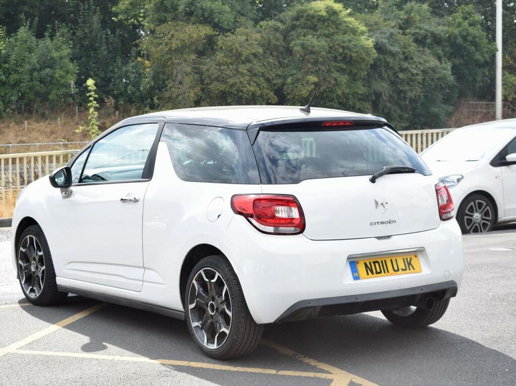 Citroen DS3 Hatchback 1.6 Vti Dstyle Plus Euro 5 201111 White #5