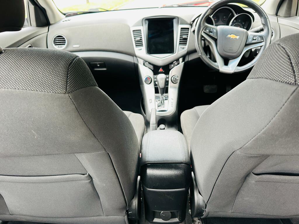 Chevrolet Cruze 1.6 Ls Saloon Euro 5 124 Ps SG12XAZ Red #6
