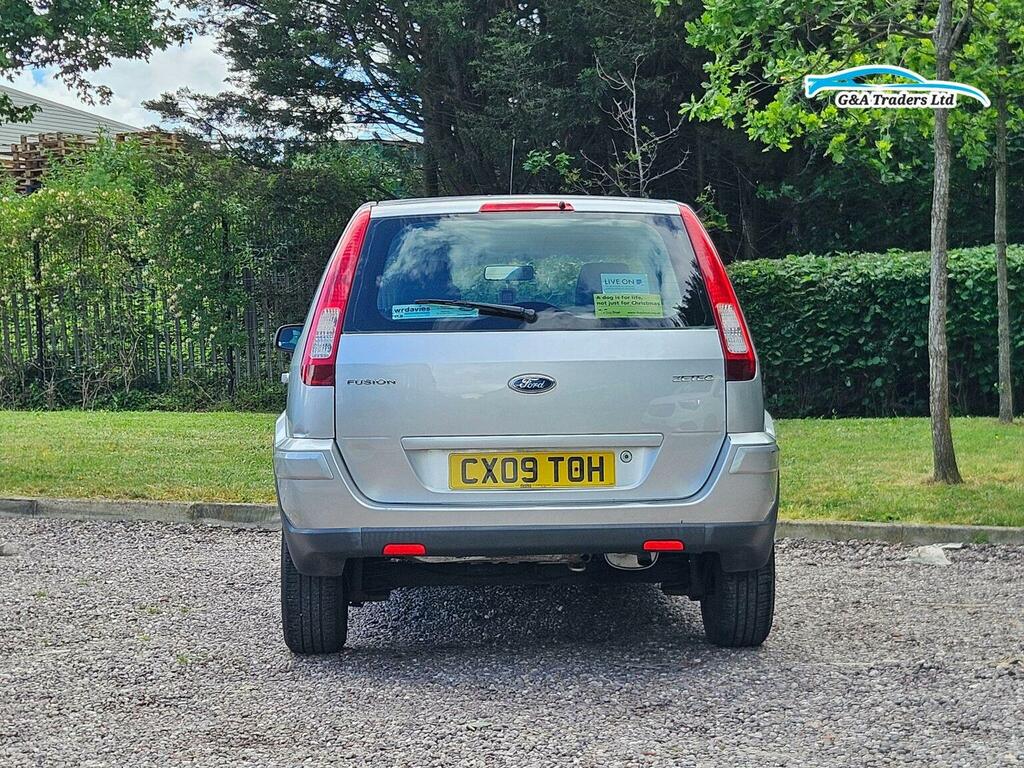 Ford Fusion Hatchback 1.4 Zetec Climate 200909 CX09TOH Silver #5