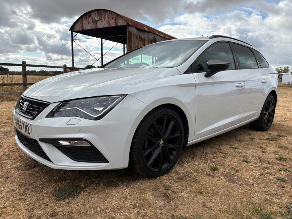 Seat Leon 1.5 Tsi Evo Fr Black Edition Dsg Euro 6 Ss White