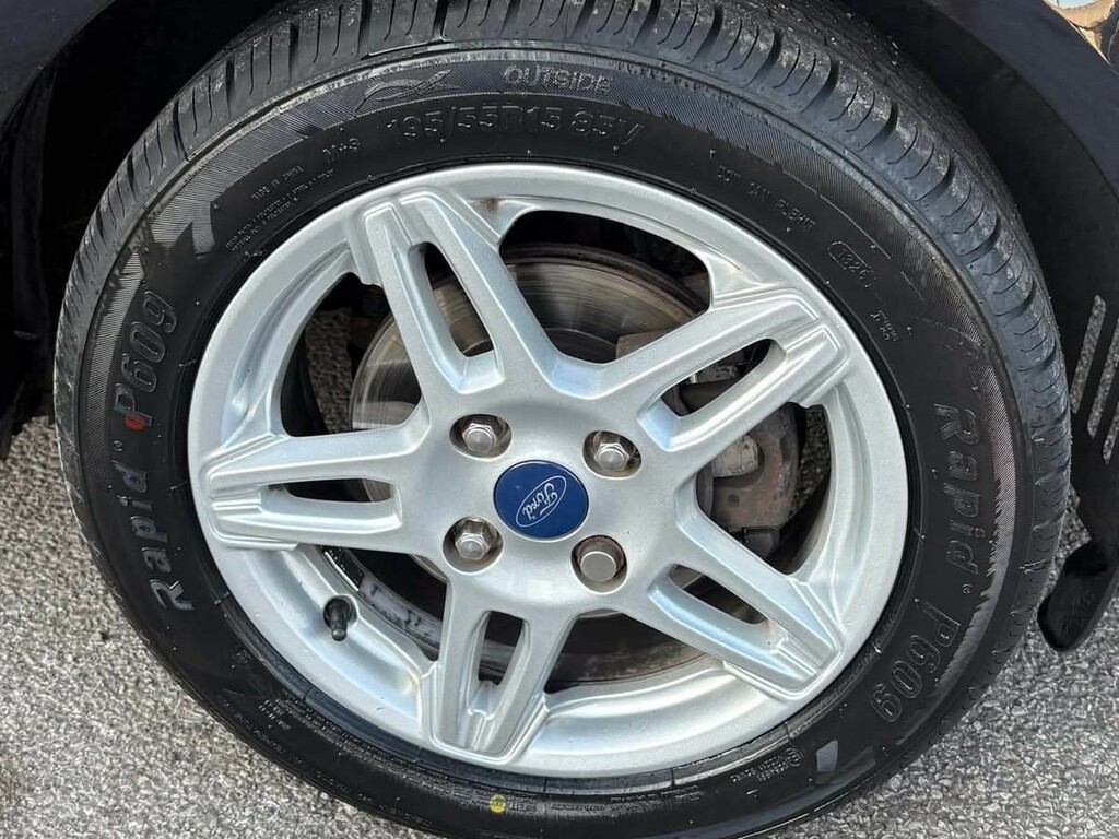 Ford Fiesta Titanium Silver #12