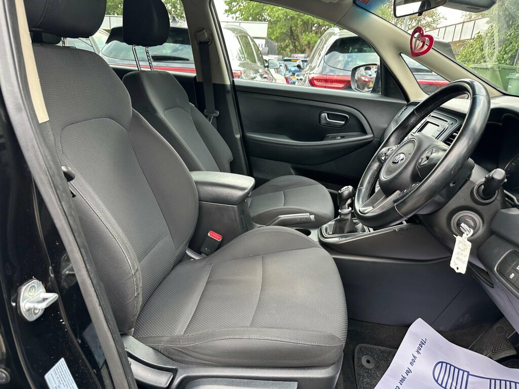 Kia Carens Mpv Blue #7