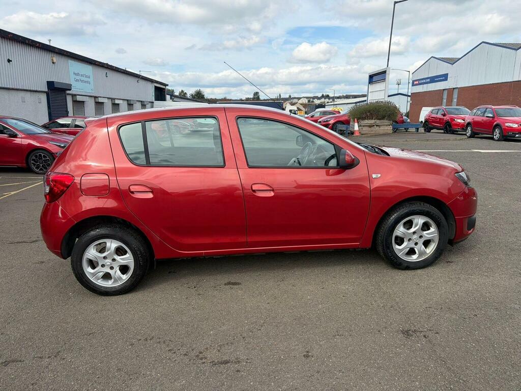 Dacia Sandero Hatchback White #8