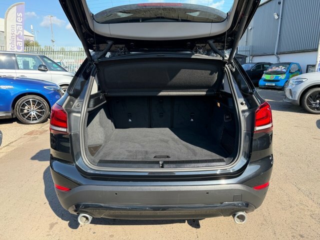 BMW X1 Se Black #23