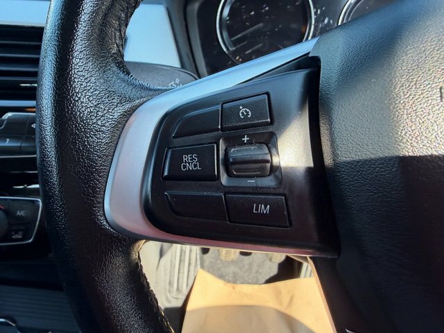 BMW X1 Se Black #12