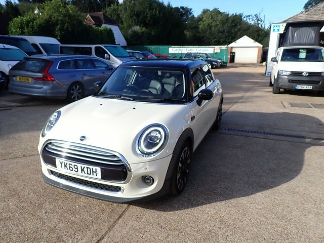 Mini Hatch Cooper Exclusive White #4