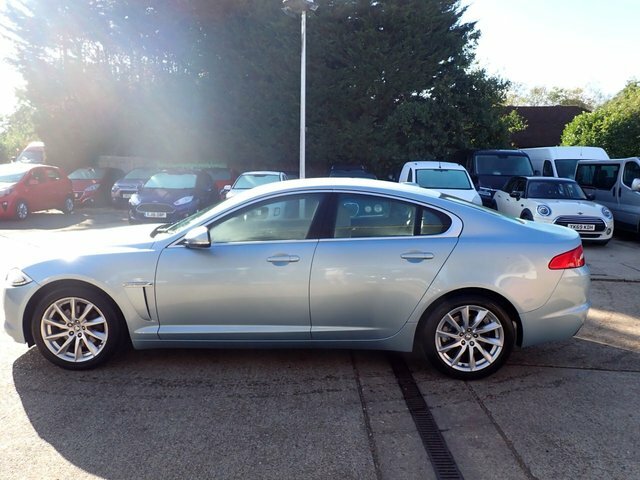 Jaguar XF Saloon Blue #5