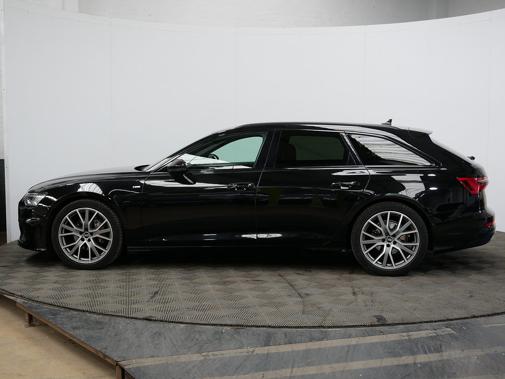 Audi A6 Avant Tfsi Black Edition Black #4