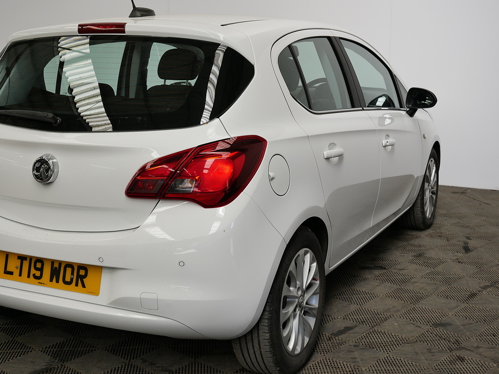 Vauxhall Corsa I Ecotec Se Nav White #5