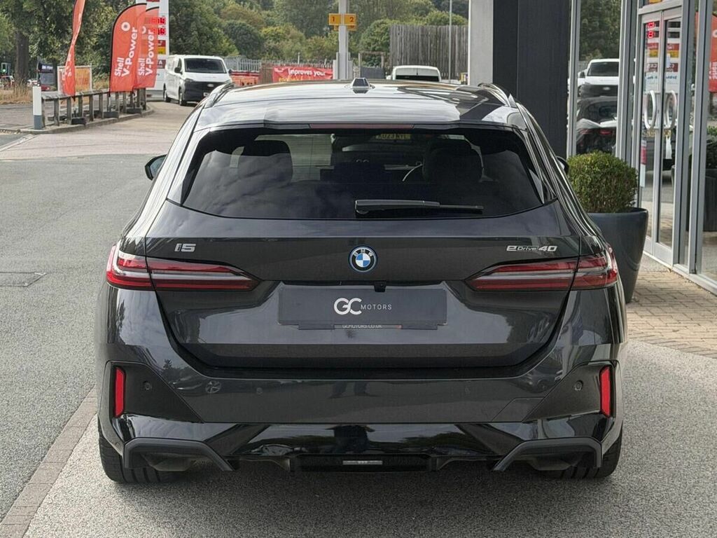 BMW i5 40 83.9Kwh M Sport Pro Touring E Grey #6