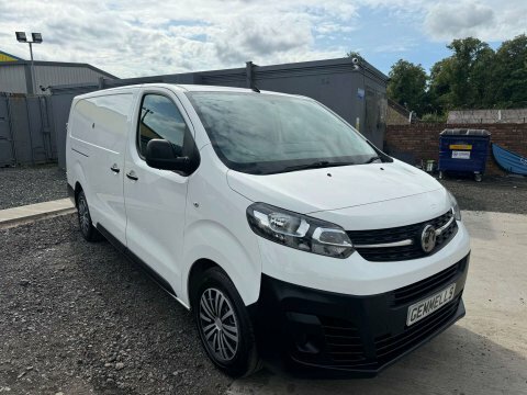 Vauxhall Vivaro 1.5 Vivaro F2900 White