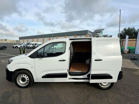 Peugeot Partner 1.5 Partner Professional White #6