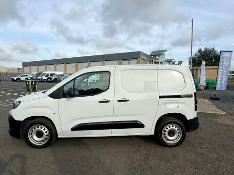 Peugeot Partner 1.5 Partner Professional White #4