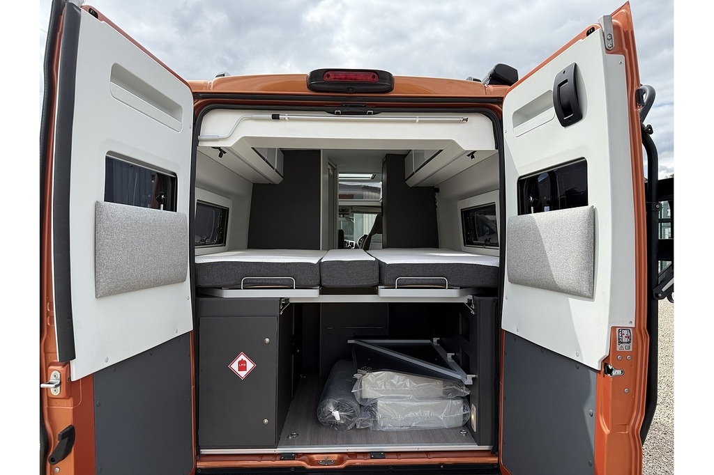   110Kw 31Kwh City Van White #41