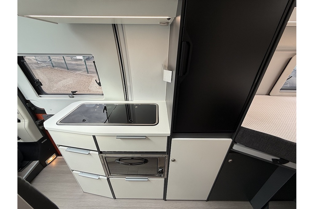   110Kw 31Kwh City Van White #21