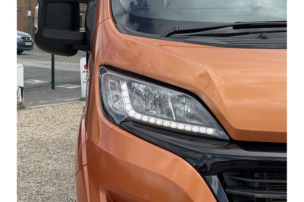   110Kw 31Kwh City Van White #8