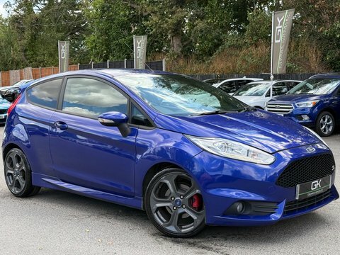Ford Fiesta Studio Blue #1