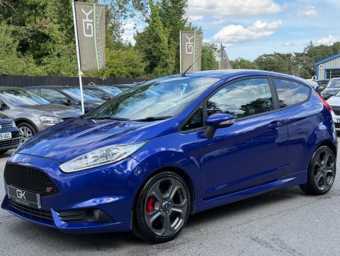 Ford Fiesta Studio Blue #24