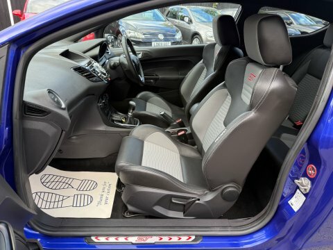 Ford Fiesta Studio Blue #3
