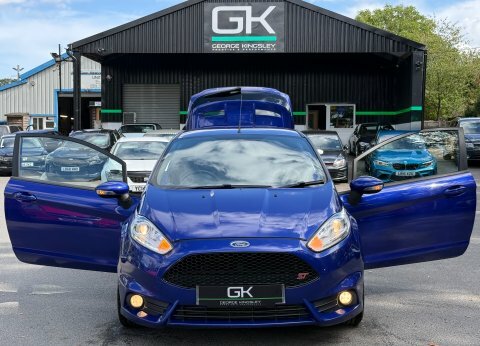 Ford Fiesta Studio Blue #28