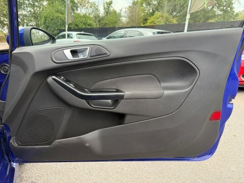 Ford Fiesta Studio Blue #37