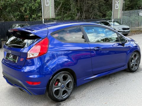Ford Fiesta Studio Blue #22
