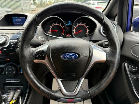 Ford Fiesta Studio Blue #7