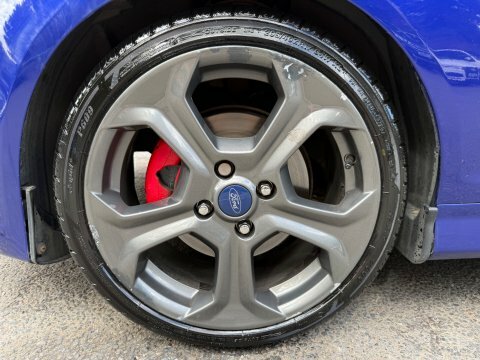 Ford Fiesta Studio Blue #49