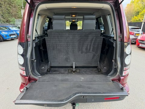 Land Rover Discovery Se Tech Grey #45