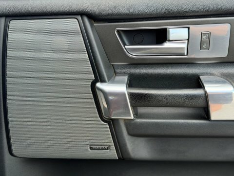 Land Rover Discovery Se Tech Grey #33