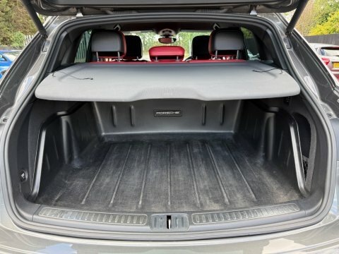 Porsche Macan Hatchback Black #51