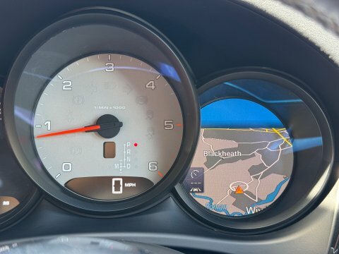 Porsche Macan Hatchback Black #37