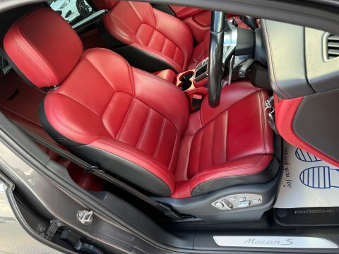 Porsche Macan Hatchback Black #31