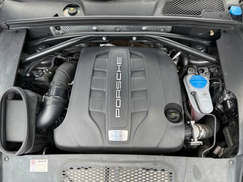 Porsche Macan Hatchback Black #55