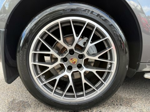 Porsche Macan Hatchback Black #60