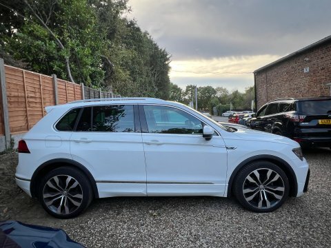 Volkswagen Tiguan R Line Tdi White #4