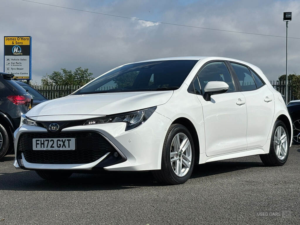 Toyota Corolla 1.8 Vvt-i Hybrid Icon Tech Cvt White
