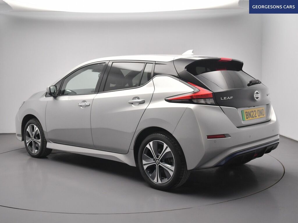 Nissan Leaf E N-connecta Hatchback Silver