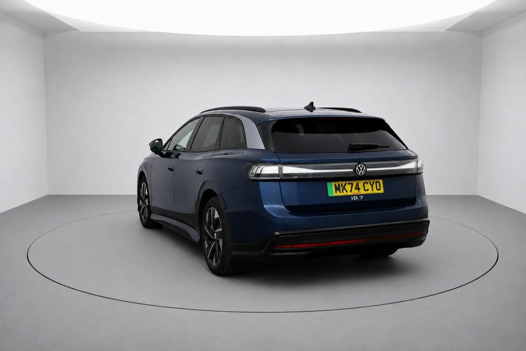 Volkswagen ID.7 77Kwh Match Tourer Blue #3