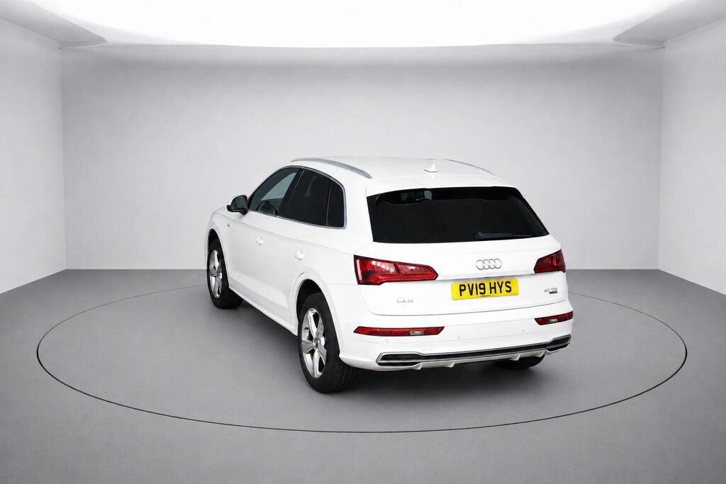 Audi Q5 Tdi 40 S Line PV19HYS White #2
