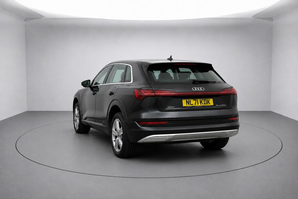 Audi E-tron Technik Suv Black #3