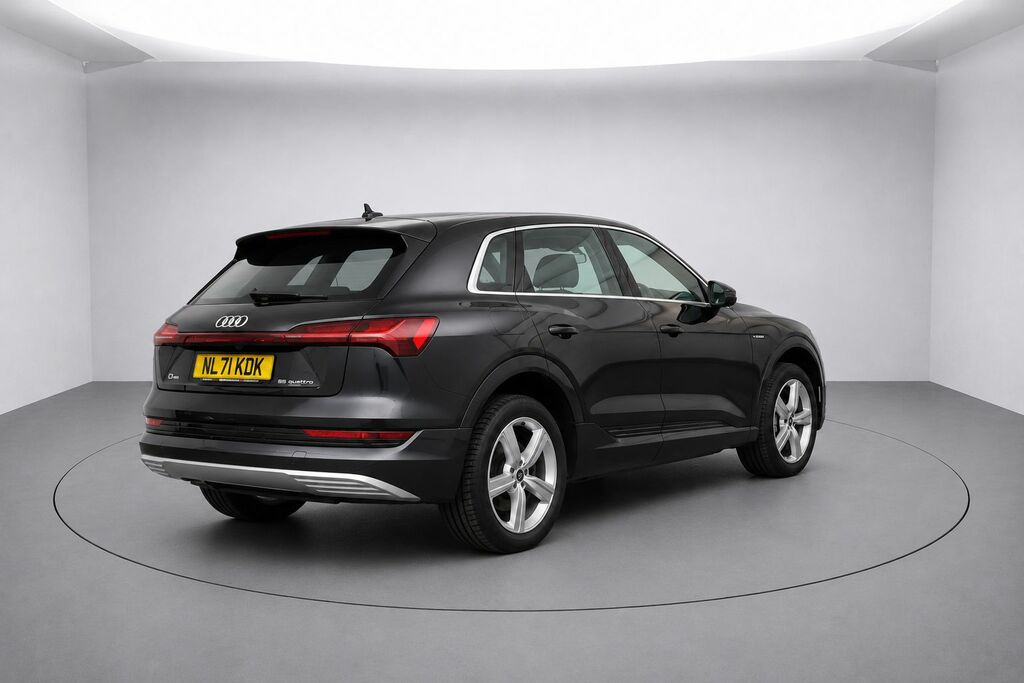 Audi E-tron Technik Suv Black #2
