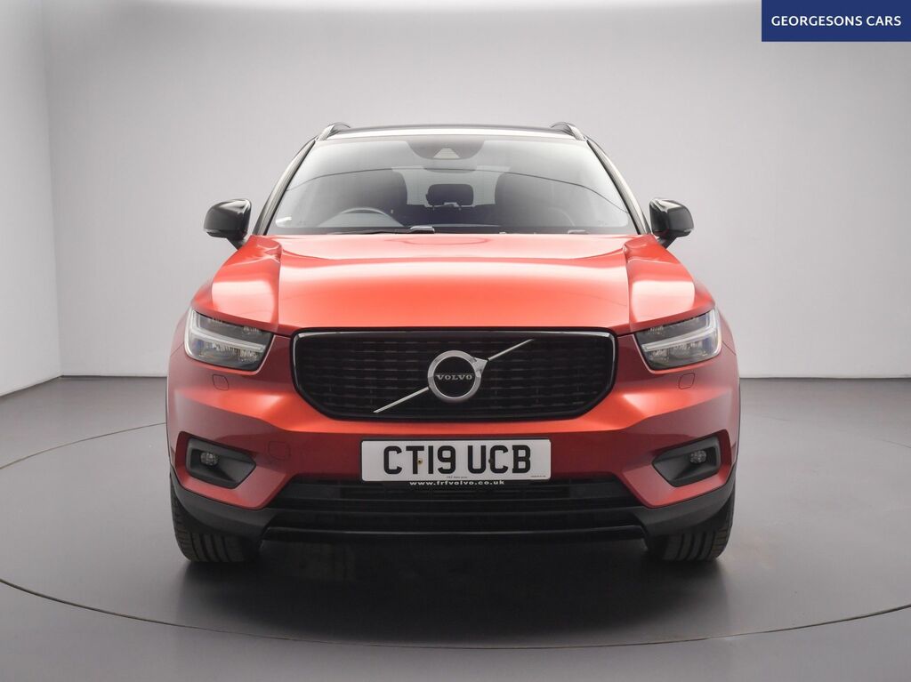 Volvo XC40 T3 R-design Suv CT19UCB Red #3