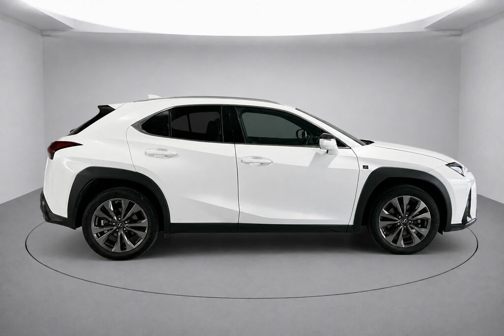 Lexus UX 250H F Sport Design White #2